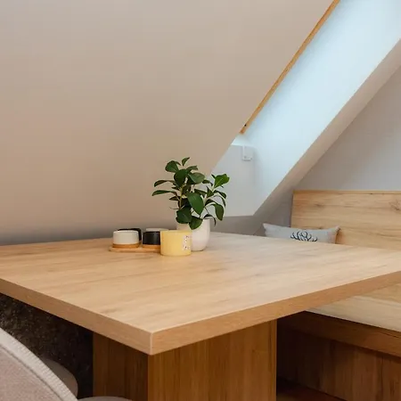 Alpine Loft Escape Apartman